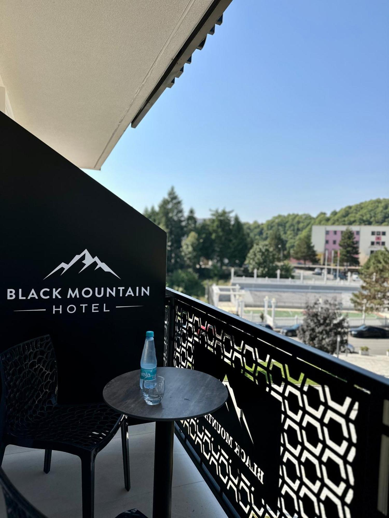 Hotel Blackmountain Bajram Curr